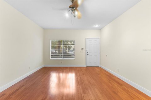 Townhouse in Bradenton, Florida 2 bedrooms, 132.76 sq.m. № 2102444 - photo 6