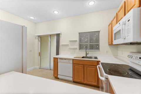 Townhouse in Bradenton, Florida 2 bedrooms, 132.76 sq.m. № 2102444 - photo 15