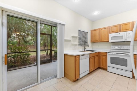 Townhouse in Bradenton, Florida 2 bedrooms, 132.76 sq.m. № 2102444 - photo 12
