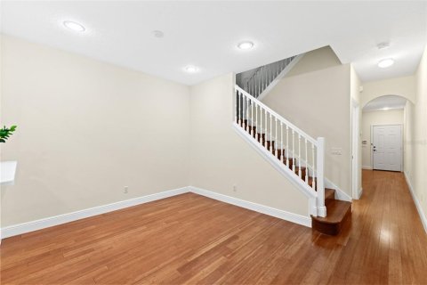 Townhouse in Bradenton, Florida 2 bedrooms, 132.76 sq.m. № 2102444 - photo 10