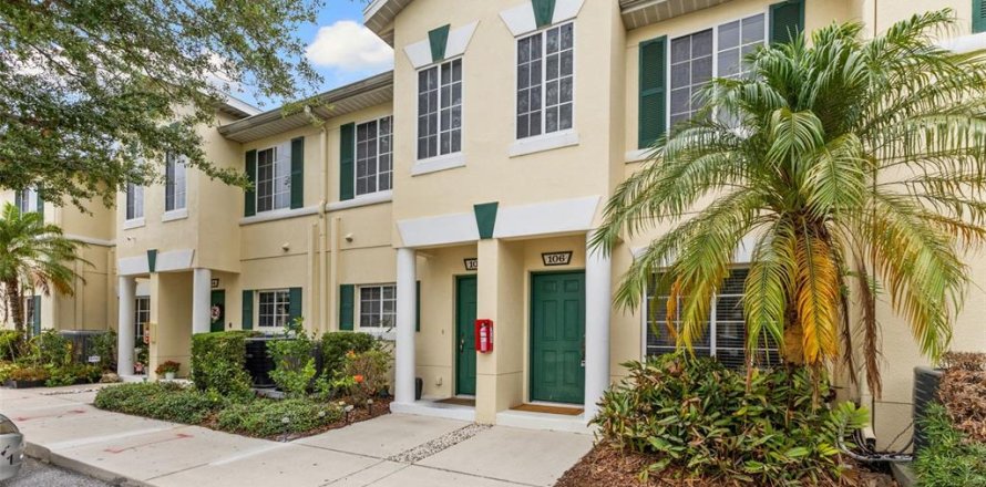 Townhouse in Bradenton, Florida 2 bedrooms, 132.76 sq.m. № 2102444