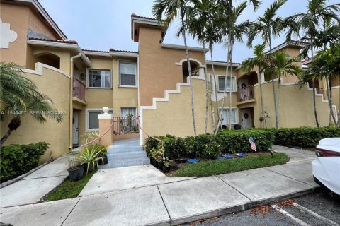 Condo in Pembroke Pines, Florida, 2 bedrooms  № 2001515