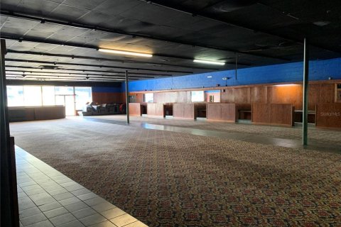 Commercial property in Ocala, Florida 3079.43 sq.m. № 2234916 - photo 3
