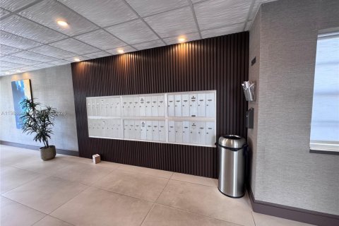 Снять в аренду кондоминиум в Майами, Флорида 1 спальня, 62.43м2, № 2260827 - фото 7
