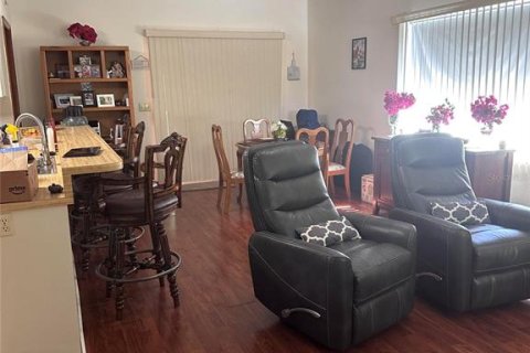 House in Orlando, Florida 2 bedrooms, 89 sq.m. № 1876683 - photo 4