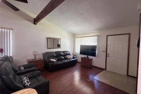 House in Orlando, Florida 2 bedrooms, 89 sq.m. № 1876683 - photo 2