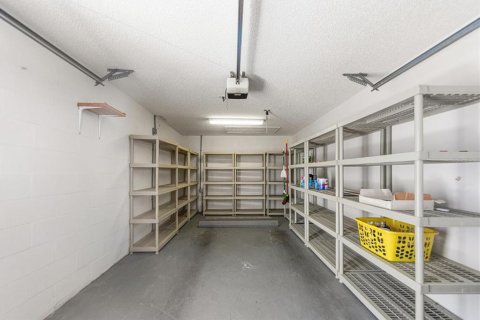 Condo in Seminole, Florida, 2 bedrooms № 2096183 - photo 30