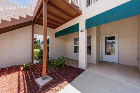 Condo in Seminole, Florida, 2 bedrooms № 2096183 - photo 5
