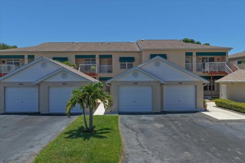 Condo in Seminole, Florida, 2 bedrooms  № 2096183