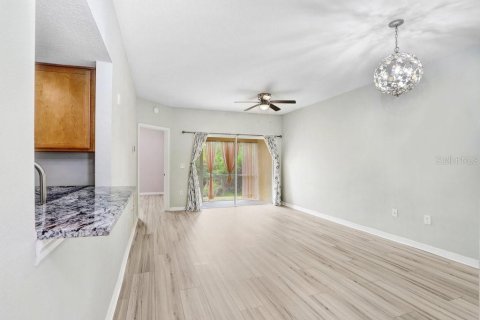 Condominio en alquiler en Riverview, Florida, 3 dormitorios, 106.93 m2 № 1520562 - foto 2