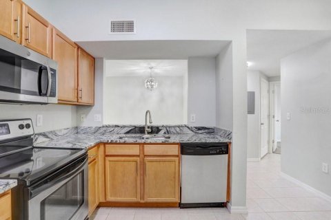 Condominio en alquiler en Riverview, Florida, 3 dormitorios, 106.93 m2 № 1520562 - foto 5