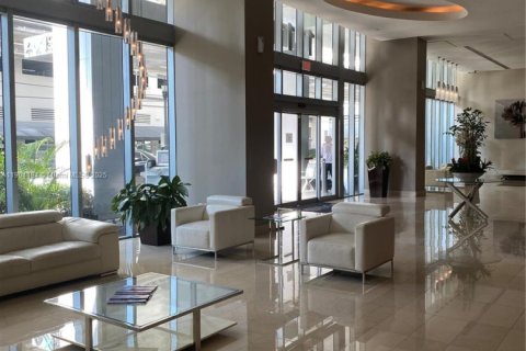 Купить кондоминиум в Майами, Флорида 2 спальни, 102.38м2, № 1955364 - фото 6