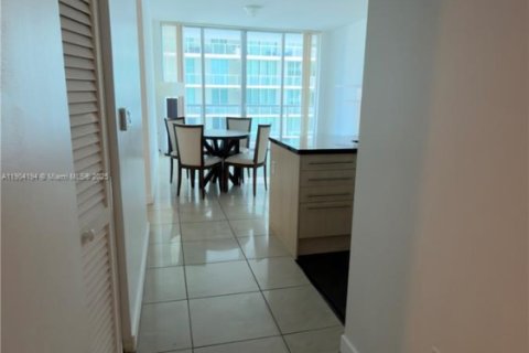 Купить кондоминиум в Майами, Флорида 2 спальни, 102.38м2, № 1955364 - фото 28