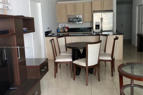 Купить кондоминиум в Майами, Флорида 2 спальни, 102.38м2, № 1955364 - фото 17