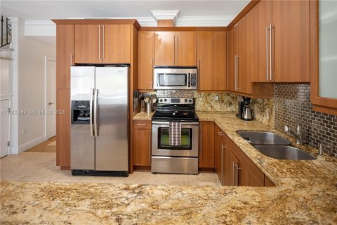 Townhouse in Miami, Florida 3 bedrooms, 205.13 sq.m. № 2066177 - photo 6