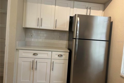 Copropriété à louer à Orlando, Floride: 2 chambres, 97.64 m2 № 1908513 - photo 4