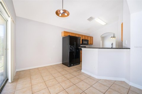 Купить виллу или дом в Киссимми, Флорида 7 комнат, 215.25м2, № 2148685 - фото 12