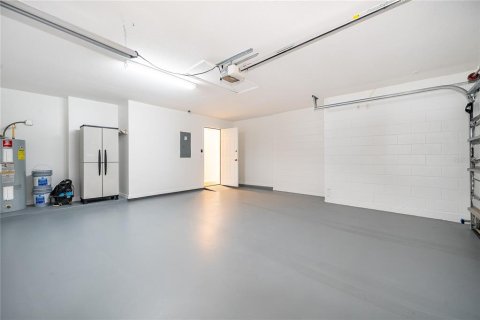 Купить виллу или дом в Киссимми, Флорида 7 комнат, 215.25м2, № 2148685 - фото 27