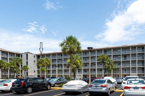 Condo in Bradenton, Florida, 2 bedrooms  № 2198699