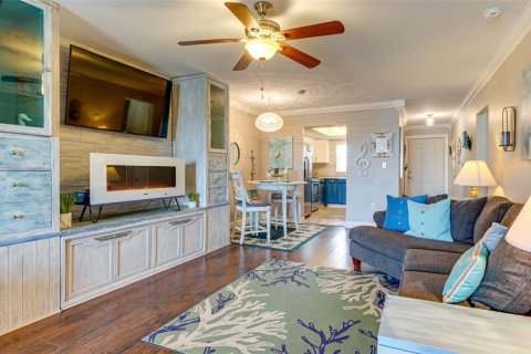 Condo in Bradenton, Florida, 2 bedrooms  № 2198699 - photo 5