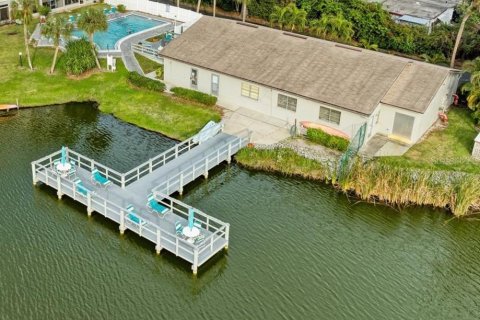 Condo in Bradenton, Florida, 2 bedrooms  № 2198699 - photo 25