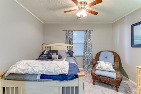 Condo in Bradenton, Florida, 2 bedrooms  № 2198699 - photo 17