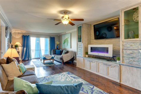 Condo in Bradenton, Florida, 2 bedrooms  № 2198699 - photo 8