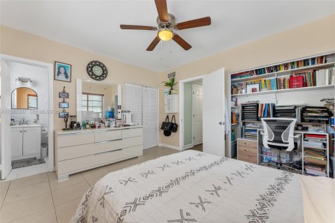 Copropriété à vendre à Miami Beach, Floride: 2 chambres, 96.62 m2 № 2047454 - photo 10