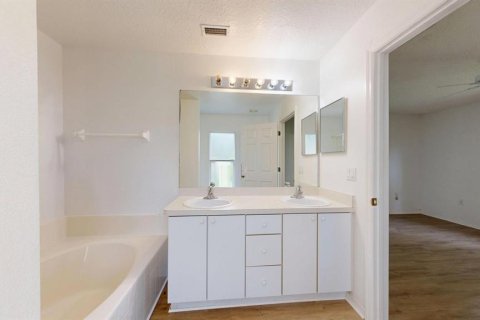 Villa ou maison à vendre à Palm Coast, Floride: 3 chambres, 151.43 m2 № 2318576 - photo 25