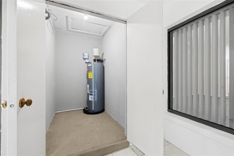 Condo in Palm Harbor, Florida, 3 bedrooms  № 1916296 - photo 22