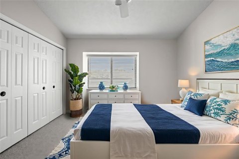 Condo in Palm Harbor, Florida, 3 bedrooms  № 1916296 - photo 9