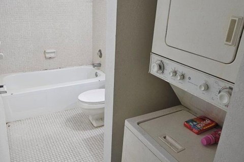 Copropriété à louer à Lauderhill, Floride: 2 chambres, 90.3 m2 № 2261987 - photo 12