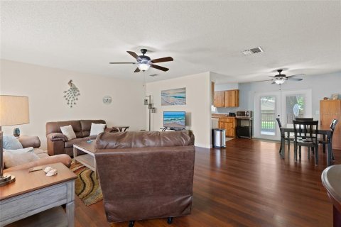 Villa ou maison à vendre à Edgewater, Floride: 3 chambres, 117.06 m2 № 1760541 - photo 9