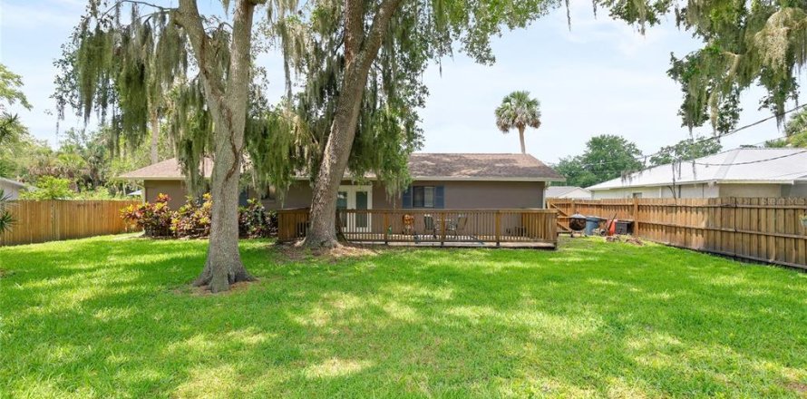 Villa ou maison à Edgewater, Floride 3 chambres, 117.06 m2 № 1760541
