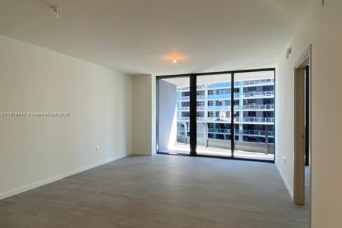 Condo in Miami, Florida, 1 bedroom  № 2052742 - photo 19