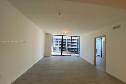 Condo in Miami, Florida, 1 bedroom  № 2052742 - photo 17
