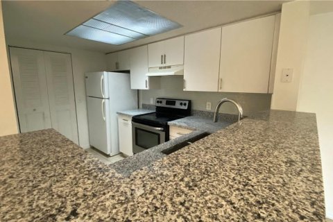 Condo à Coconut Creek, Floride, 2 chambres  № 2338380