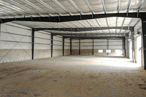 Propiedad comercial en alquiler en DeBary, Florida № 1813562 - foto 8