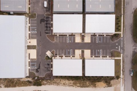 Propiedad comercial en alquiler en DeBary, Florida № 1813562 - foto 12