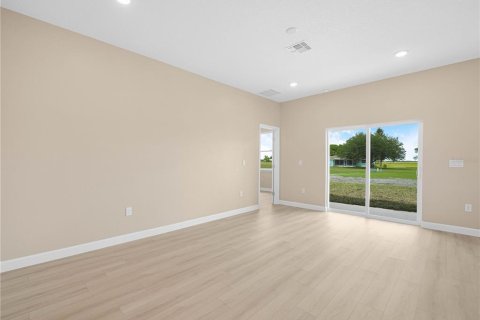House in Sebring, Florida 3 bedrooms, 140.75 sq.m. № 1674001 - photo 3