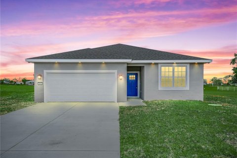 House in Sebring, Florida 3 bedrooms, 140.75 sq.m. № 1674001 - photo 1