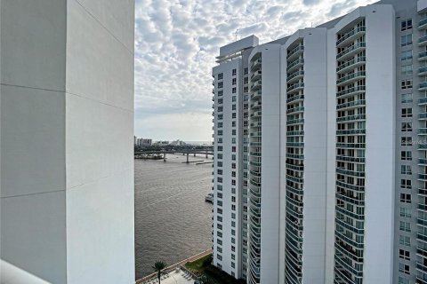 Condo in Daytona Beach, Florida, 3 bedrooms  № 2197348 - photo 14