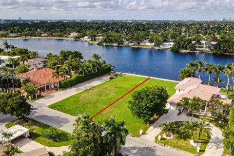 Terreno en venta en Hollywood, Florida № 1997939 - foto 7