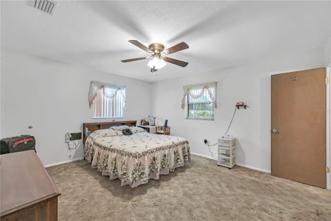 Villa ou maison à vendre à Lakeland, Floride: 2 chambres, 110.46 m2 № 2425927 - photo 12
