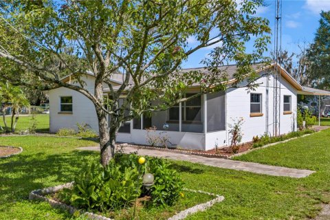 Villa ou maison à vendre à Lakeland, Floride: 2 chambres, 110.46 m2 № 2425927 - photo 3