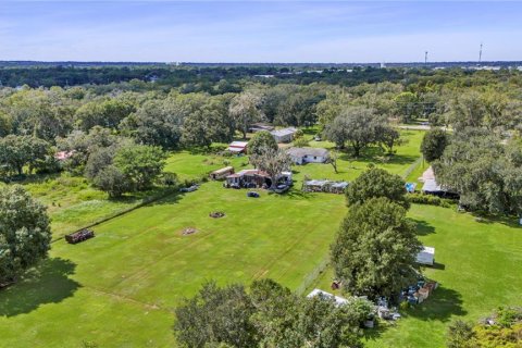 Villa ou maison à vendre à Lakeland, Floride: 2 chambres, 110.46 m2 № 2425927 - photo 19