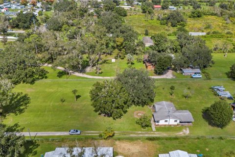 Villa ou maison à vendre à Lakeland, Floride: 2 chambres, 110.46 m2 № 2425927 - photo 23