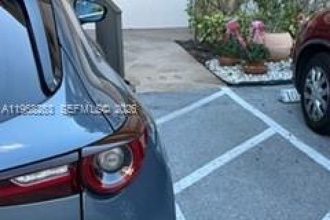 Condo à Sunrise, Floride, 1 chambre  № 2030658