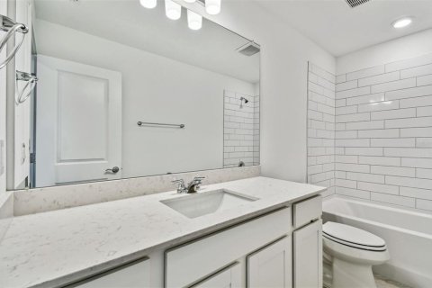 Casa en venta en Zephyrhills, Florida, 4 dormitorios, 223.15 m2 № 1301534 - foto 16