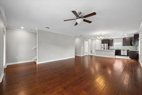 Adosado en venta en Tampa, Florida, 4 dormitorios, 206.8 m2 № 1851210 - foto 11